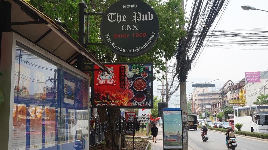 The Pub Guesthouse Τσιάνγκ Μάι Εξωτερικό φωτογραφία