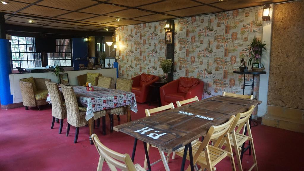 The Pub Guesthouse Τσιάνγκ Μάι Εξωτερικό φωτογραφία